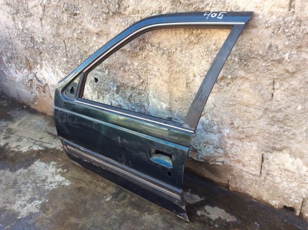 Porta dianteira lado Esquerdo Peugeot 405 94